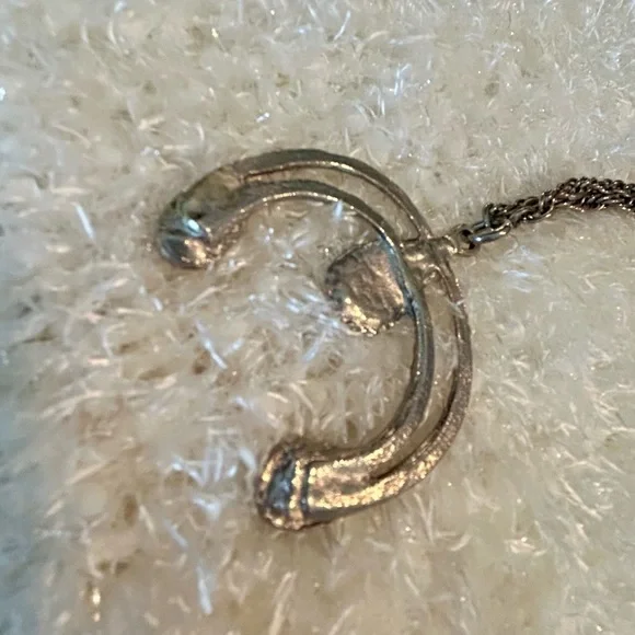 Vintage Turquoise horseshoe necklace - Picture 3 of 4